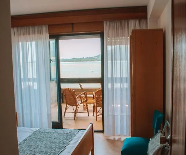 Just Like - Ape Do Rio * Caminha